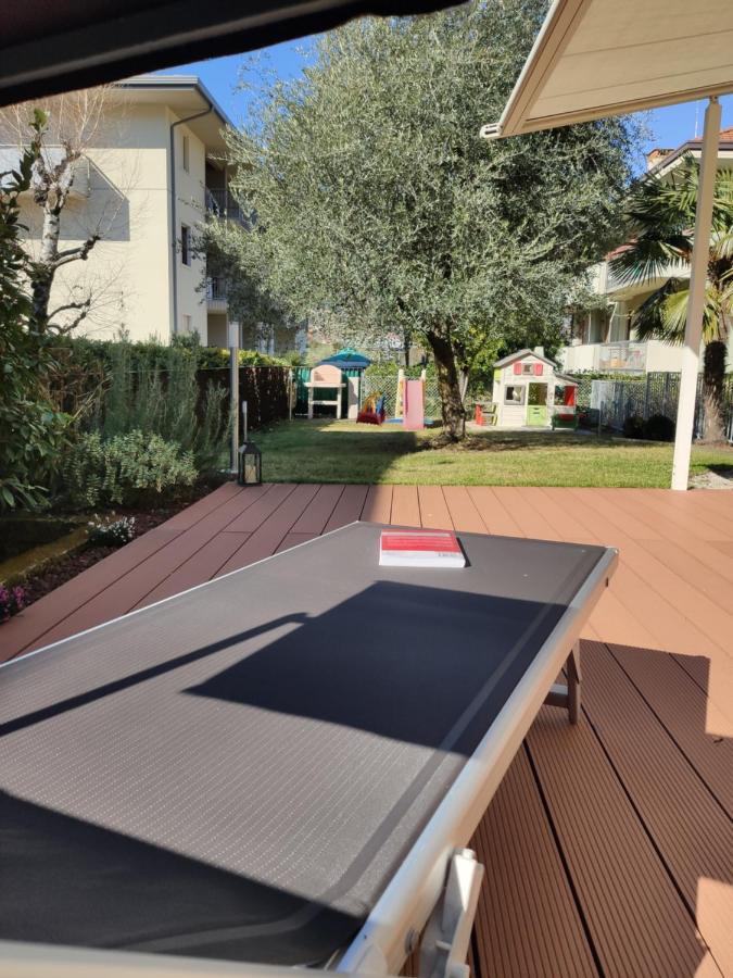 Family Garden Apartment Рива дел Гарда Екстериор снимка
