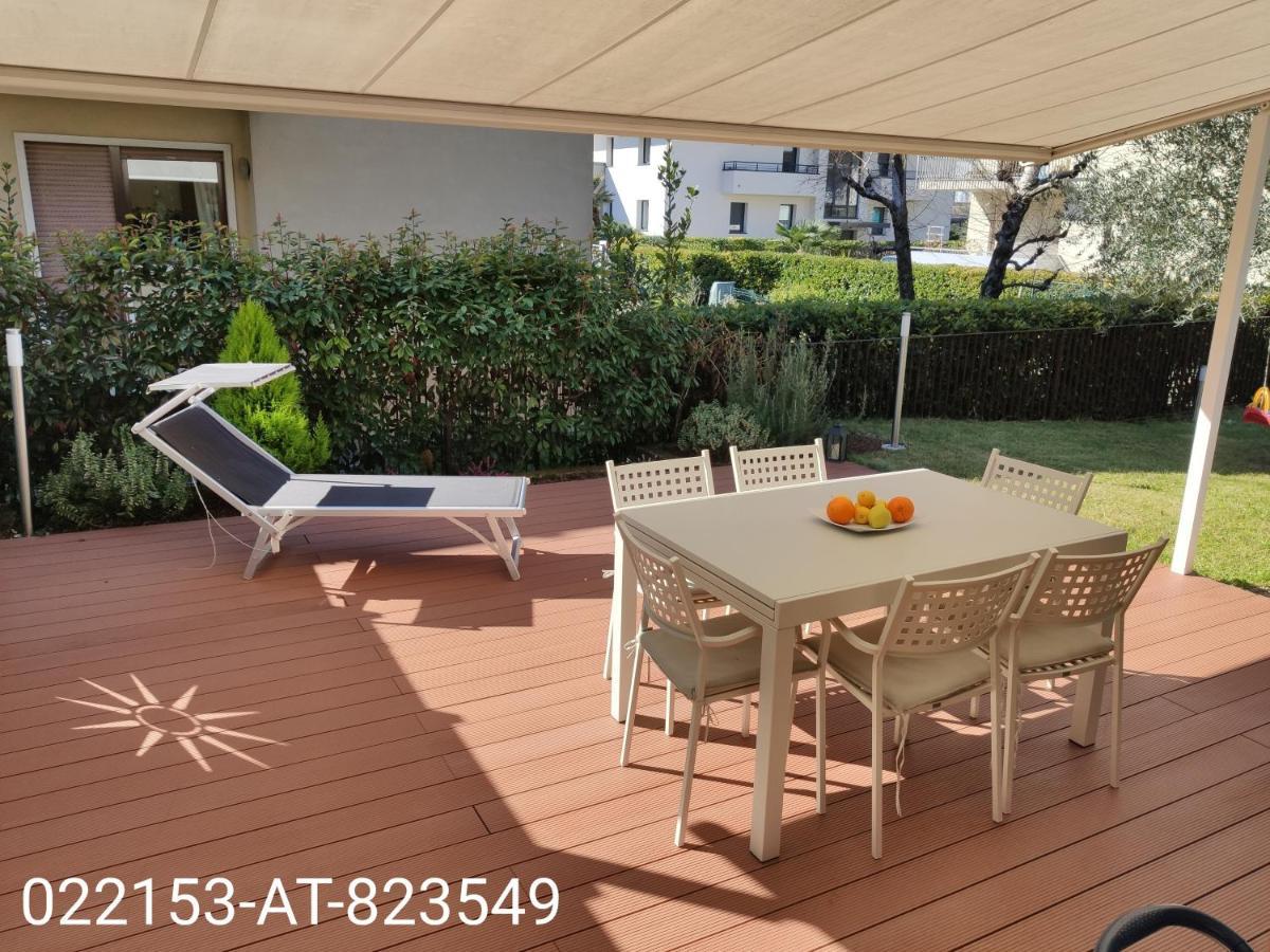 Family Garden Apartment Рива дел Гарда Екстериор снимка
