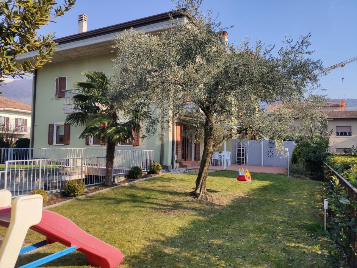 Family Garden Apartment Рива дел Гарда Екстериор снимка